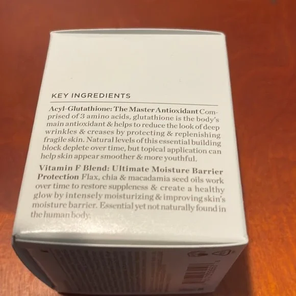 Perricone MD Essential Fx REJUVENATING MOISTURIZER Sealed  Free Gift - Picture 5 of 9